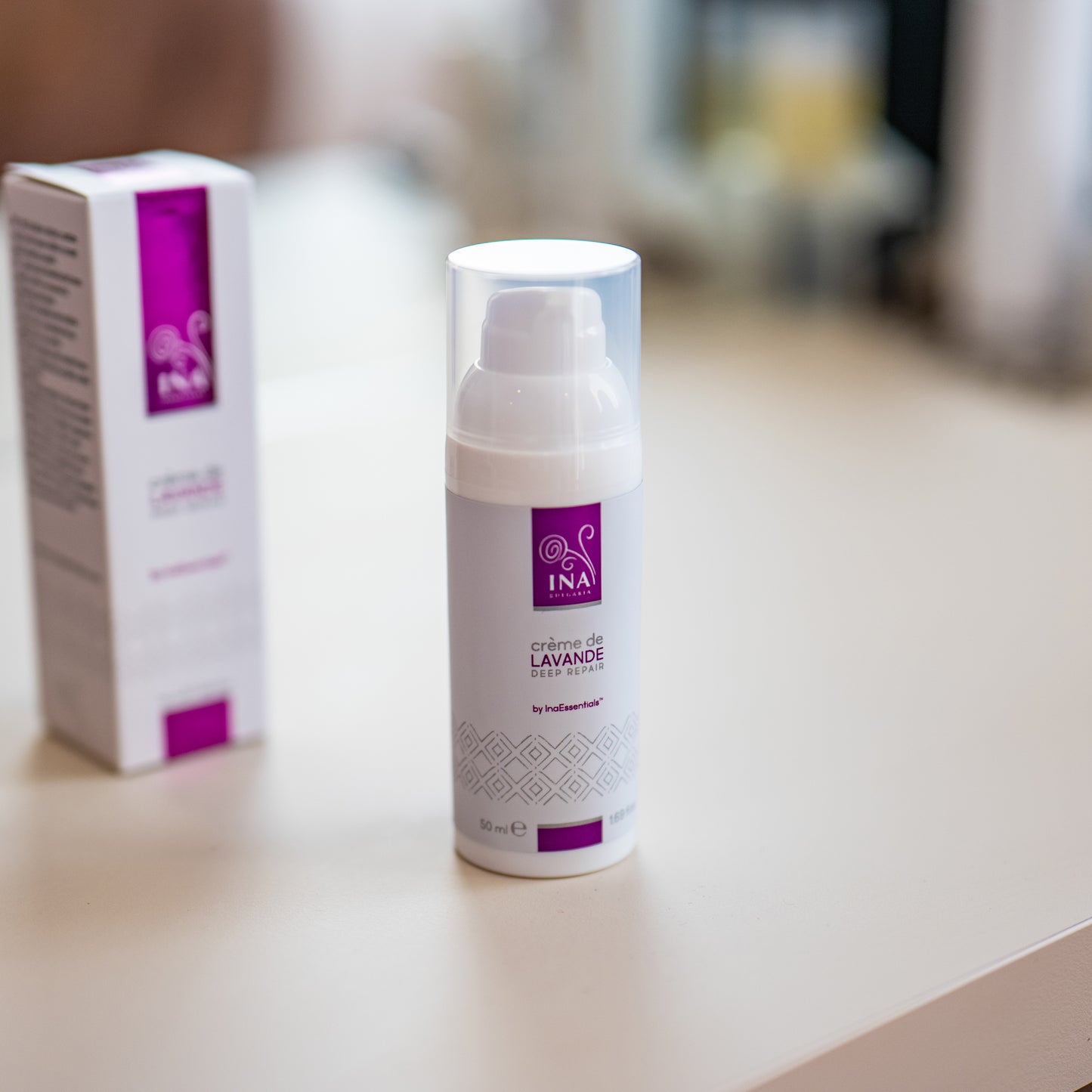 SÆRLIG ADGANG Lavender Secret - Naturlig håndcreme til Tørre hænder