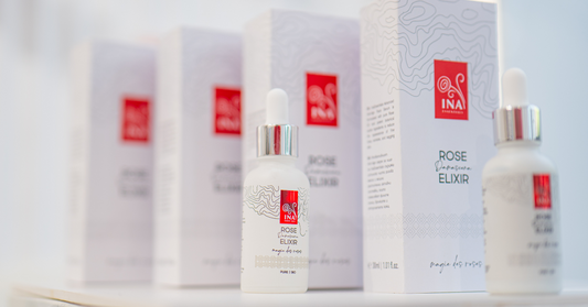 Intensiv Anti-Age Ansigtsserum med øjeblikkelig effekt: Genskab ungdommen i din hud med Rose Elixir