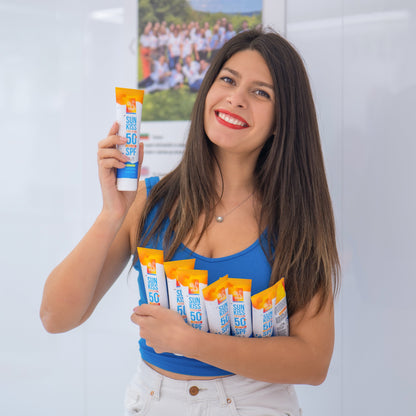 SÆRLIG ADGANG Naturlig Solcreme til Ansigt og Krop SPF 50+ med Økologisk Hvid Fyr