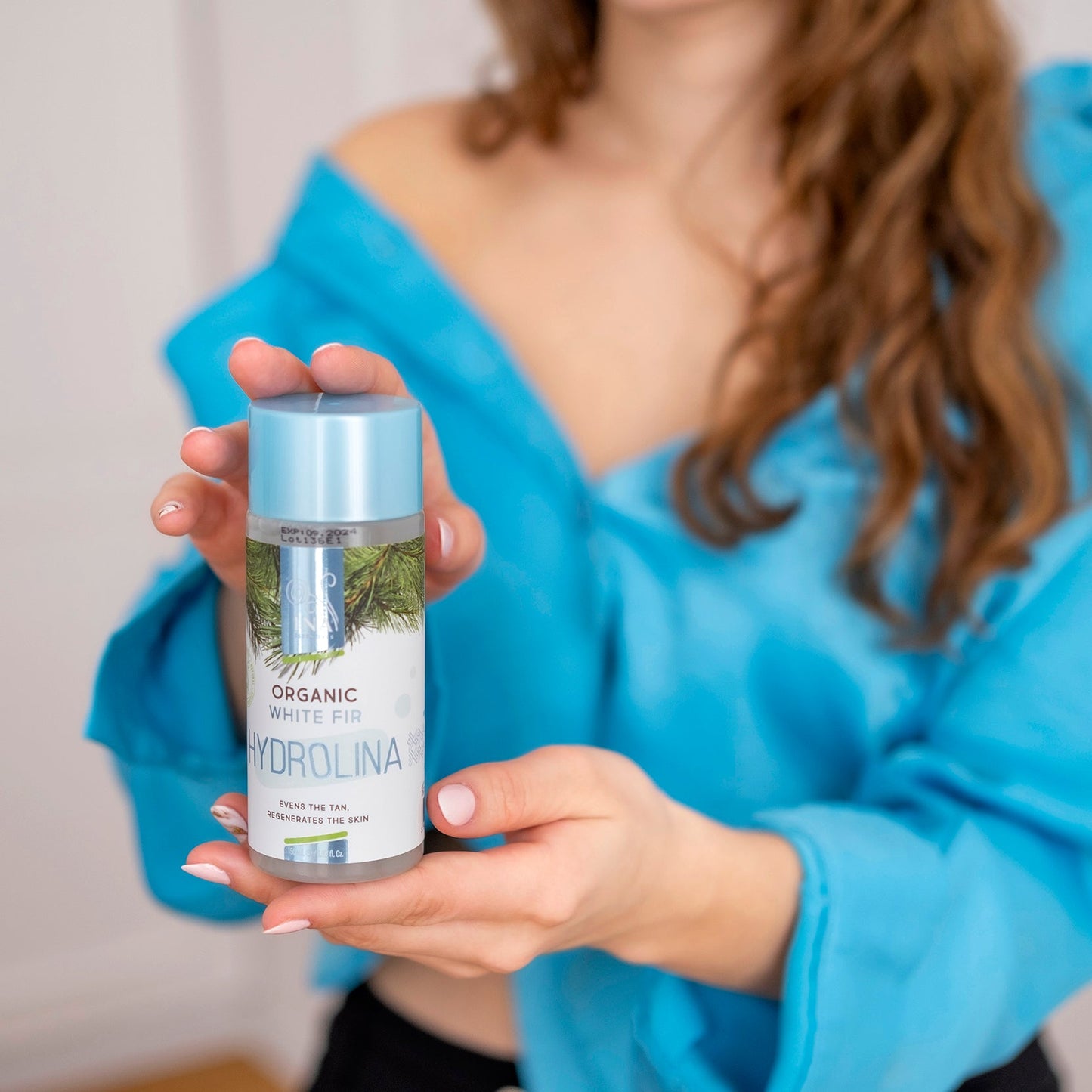 GRATIS Økologisk Ædelgranvand - Hydrolina til Pigmentpletter på huden