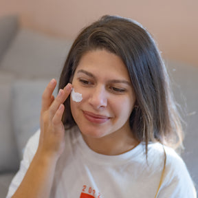 Crème de rose - Fugtighedscreme med SPF30 - stærkt beriget med Økologisk Rose æterisk olie